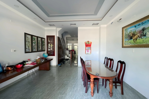 CHO THUÊ NHÀ 3 TẦNG CÓ THANG MÁY KHU ĐÔ THỊ HÀ QUANG 2 NHA TRANG – FULL NỘI THẤT CAO CẤP – GẦN CÔNG VIÊN AN NINH GIÁ 25 TRIỆU