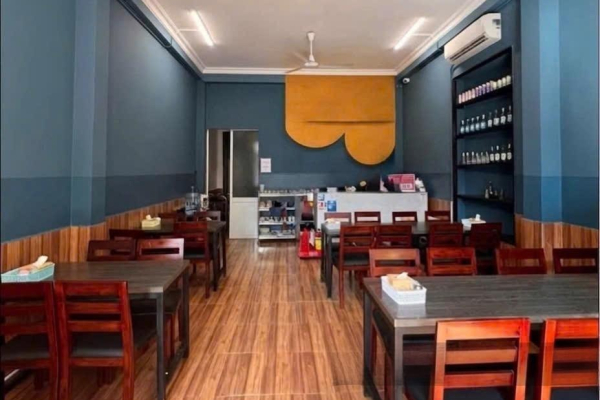 CHO THUÊ NHÀ NGUYÊN CĂN 4 TẦNG KHU BÀN CỜ TRUNG TÂM NHA TRANG – SÁT VÁCH ĐƯỜNG NGUYỄN THỊ MINH KHAI – DIỆN TÍCH 75M² KINH DOANH ĐA NGÀNH GIÁ 32 TRIỆU