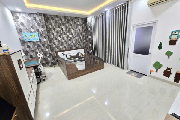 [VẬN HÀNH NGAY] TÒA NHÀ 4 TẦNG KARAOKE 13 PHÒNG – VĨNH HẢI – PCCC ĐẠT CHUẨN – 80 TRIỆU THÁNG