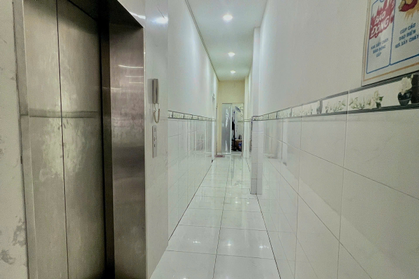[TÒA NHÀ PHỨC HỢP] NGUYÊN CĂN 5 TẦNG – THÍCH QUẢNG ĐỨC – 11 PHÒNG – FULL TIỆN ÍCH ĐẲNG CẤP GIÁ 50 TRIỆU THÁNG