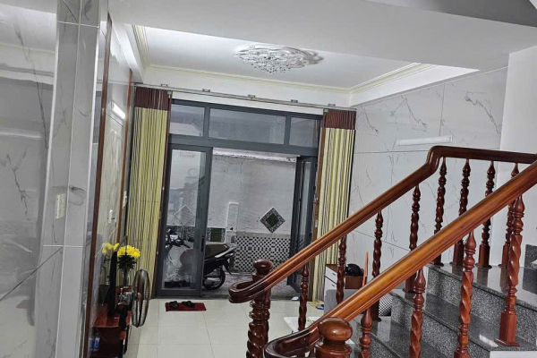[VỊ TRÍ KIM CƯƠNG] NHÀ 3 TẦNG BẠCH ĐẰNG – NGAY KHU PHỐ HÀN – CÁCH BIỂN 5 PHÚT ĐI BỘ