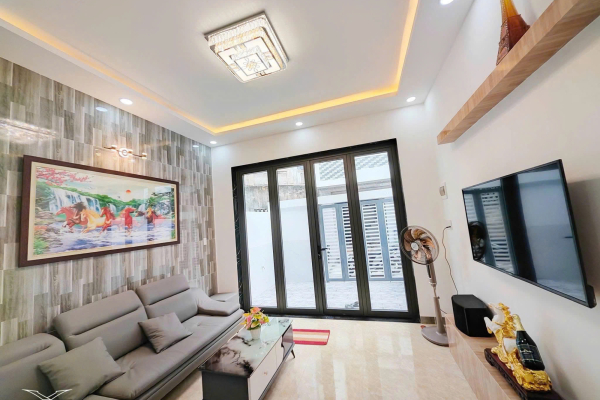 [HẠ GIÁ CHỐT] NHÀ MỚI 3 TẦNG TRUNG TÂM – GẦN CHÙA PHẬT TRẮNG – SỔ ĐẸP HOÀN CÔNG – 5 TỶ