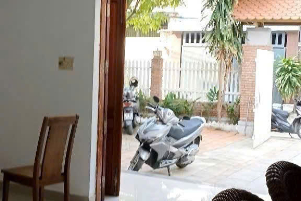 [SÂN VƯỜN RỘNG] NHÀ NGUYÊN CĂN GẦN CHỢ BA LÀNG – 250M² – THOÁNG MÁT – CHỈ 20TRIỆU THÁNG