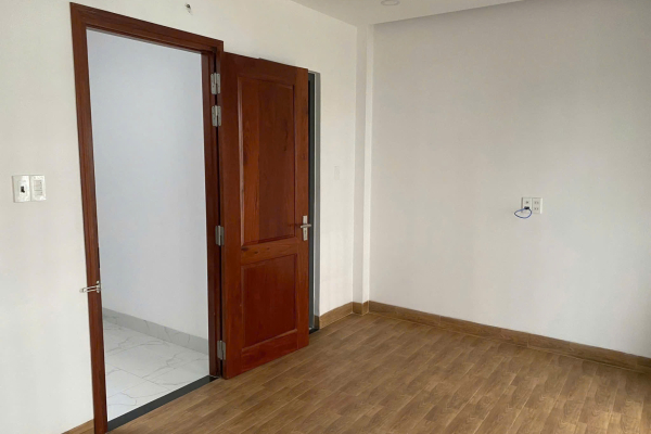 [VỊ TRÍ CHIẾN LƯỢC] NHÀ 3.5 TẦNG HÀ QUANG 1 – ĐƯỜNG RỘNG 13M – 4PN – FULL NỘI THẤT – 18TRIỆU THÁNG