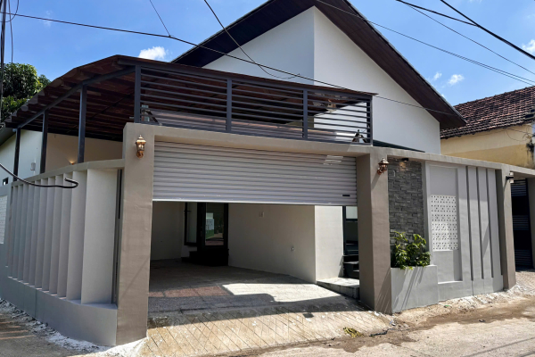 [SIÊU PHẨM CĂN GÓC] NHÀ MỚI ĐẸP ĐỐI DIỆN TRƯỜNG MẦM NON VĨNH TRUNG – TÂY NHA TRANG – ĐẤT 170M² – CÓ GARA Ô TÔ – GIÁ 4,39 TỶ