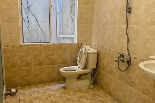 CHO THUÊ NHÀ NGUYÊN CĂN HỒNG BÀNG NHA TRANG – DIỆN TÍCH RỘNG 152M² CÓ SÂN VƯỜN THOÁNG – HẺM LỚN Ô TÔ VÀO TẬN NƠI GIÁ 18 TRIỆU