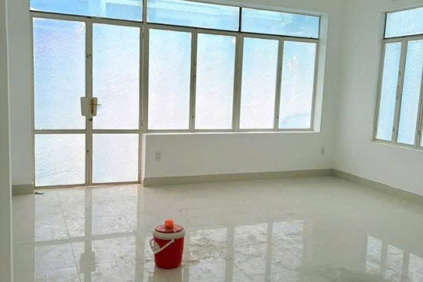 CHO THUÊ NHÀ MẶT TIỀN ĐƯỜNG QUANG TRUNG NHA TRANG – VỊ TRÍ ĐẮC ĐỊA TRUNG TÂM PHỐ THƯƠNG MẠI – KẾT CẤU 4 PHÒNG NGỦ GIÁ 55 TRIỆU