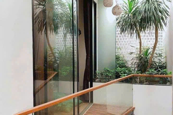 CHO THUÊ NHÀ 3 TẦNG MẶT TIỀN ĐƯỜNG LÝ THƯỜNG KIỆT NHA TRANG – CẬN CHỢ ĐẦM SẦM UẤT – CÓ GARA Ô TÔ – FULL NỘI THẤT CAO CẤP GIÁ 25 TRIỆU