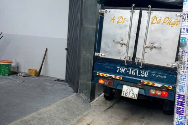 BÁN NHÀ MỚI NỞ HẬU ĐẸP ĐƯỜNG VĨNH THÁI NHA TRANG – DIỆN TÍCH 91M² SÁT VÕ NGUYÊN GIÁP VÀ KĐT MỸ GIA – FULL NỘI THẤT GIÁ 3 TỶ 200 TRIỆU