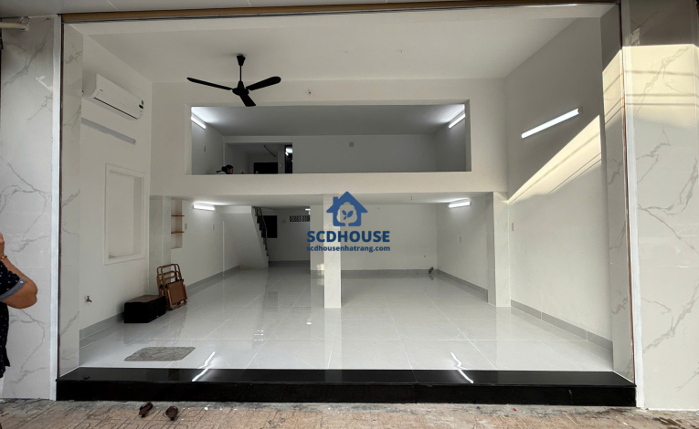 CHO THU&Ecirc; MẶT BẰNG NHA TRANG&nbsp;ĐƯỜNG QUANG TRUNG &ndash; TRỆT LỬNG, NGANG 6,4M, GI&Aacute; 26 TRIỆU/TH&Aacute;NG