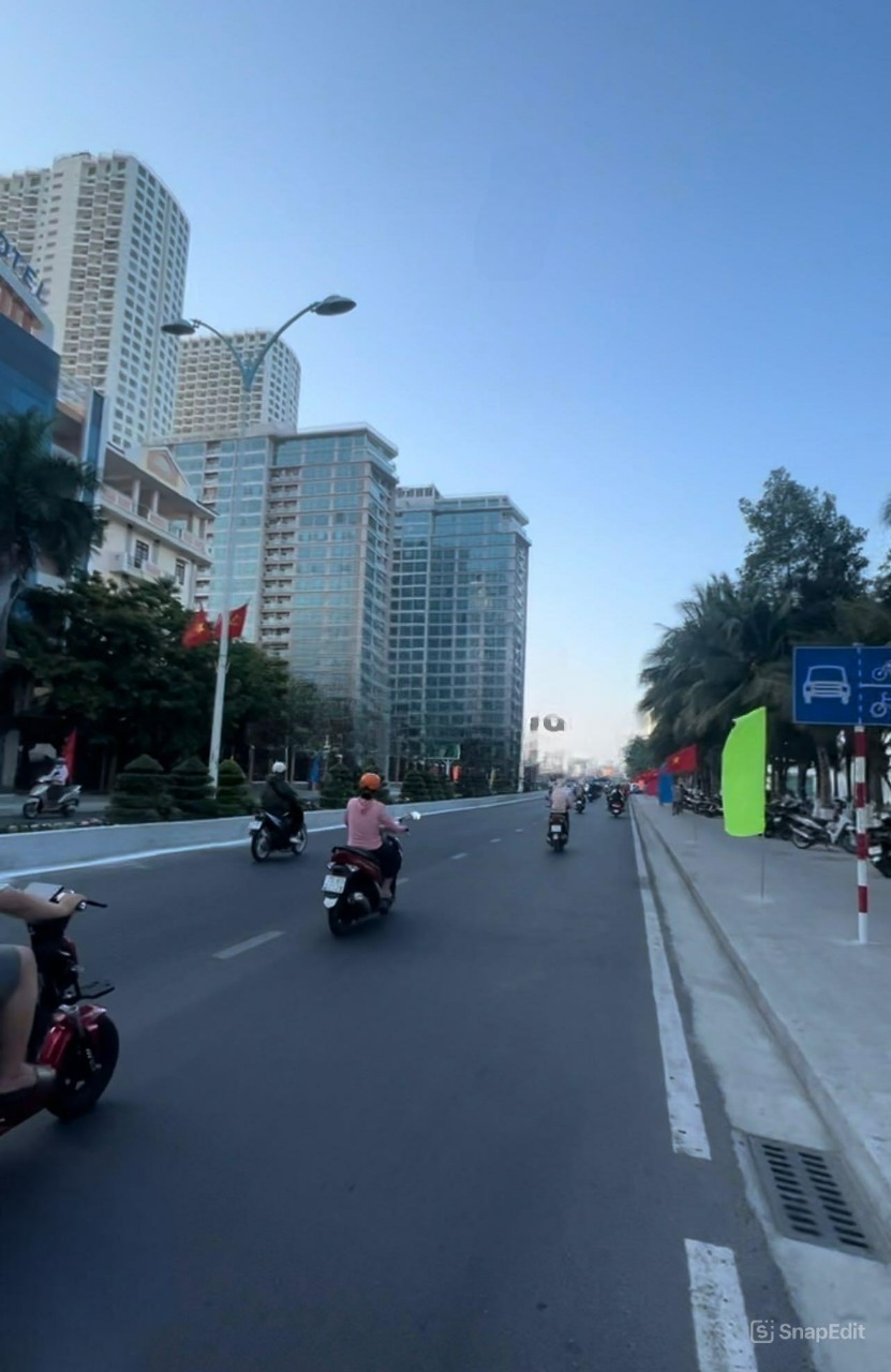 Đường Trần Phú Nha Trang gần khu vực mặt bằng kinh doanh