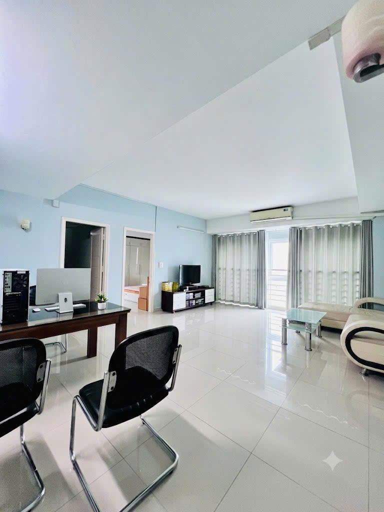 CHO THU&Ecirc; CĂN HỘ UPLAZA NHA TRANG &ndash; CĂN G&Oacute;C 94M&sup2;, 2 PH&Ograve;NG NGỦ, FULL NỘI THẤT, GI&Aacute; 14 TRIỆU/TH&Aacute;NG