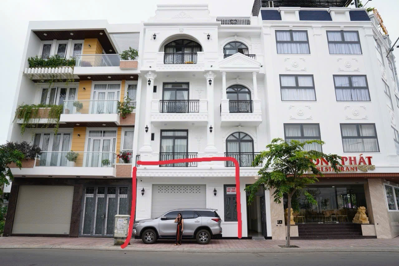 CHO THU&Ecirc; MẶT BẰNG KINH DOANH RỘNG 6,5M ĐƯỜNG SỐ 8 KĐT H&Agrave; QUANG 2 NHA TRANG &ndash; S&Aacute;T B&Ecirc;N ĐƯỜNG TH&Iacute;CH QUẢNG ĐỨC DIỆN T&Iacute;CH 70M&sup2; VỈA H&Egrave; 5M ĐƯỜNG 22M CỬA K&Iacute;NH SANG TRỌNG GI&Aacute; 15 TRIỆU/TH&Aacute;NG