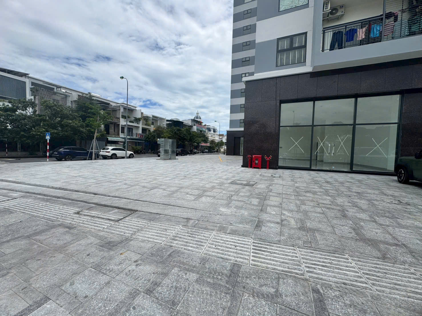 CHO THU&Ecirc; L&Ocirc; G&Oacute;C SHOPHOUSE T&Ograve;A CCU01 KHU Đ&Ocirc; THỊ AN B&Igrave;NH T&Acirc;N NHA TRANG &ndash; VỊ TR&Iacute; SI&Ecirc;U ĐẮT GI&Aacute; 2 MẶT THO&Aacute;NG &ndash; VỈA H&Egrave; RỘNG M&Ecirc;NH M&Ocirc;NG &ndash; DIỆN T&Iacute;CH 13,5M X 8M &ndash; GI&Aacute; CỰC RẺ CHỈ 25 TRIỆU/TH&Aacute;NG