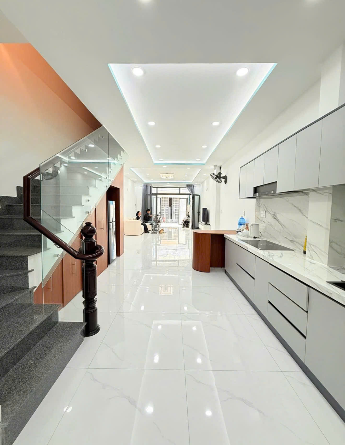 B&Aacute;N NH&Agrave; MỚI 3 TẦNG MẶT TIỀN ĐƯỜNG TRẦN THỊ T&Iacute;NH NHA TRANG &ndash; DIỆN T&Iacute;CH S&Agrave;N 153,4M&sup2; FULL NỘI THẤT CAO CẤP C&Oacute; 4 PH&Ograve;NG NGỦ S&Acirc;N ĐỖ &Ocirc; T&Ocirc; V&Agrave; S&Acirc;N THƯỢNG THO&Aacute;NG M&Aacute;T SỔ HỒNG CHUẨN CHỈNH GI&Aacute; 6,5 TỶ