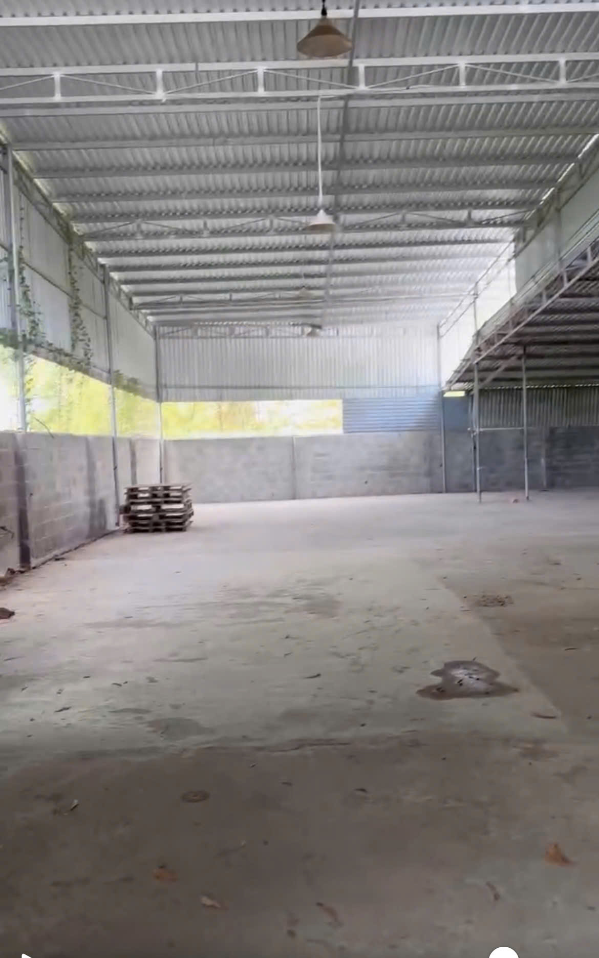 CHO THU&Ecirc; NH&Agrave; XƯỞNG X&Acirc;Y SẴN KH&Aacute;NH H&Ograve;A &ndash; KHO 800M&sup2; NGUYỄN TẤT TH&Agrave;NH, PHƯỚC LỢI