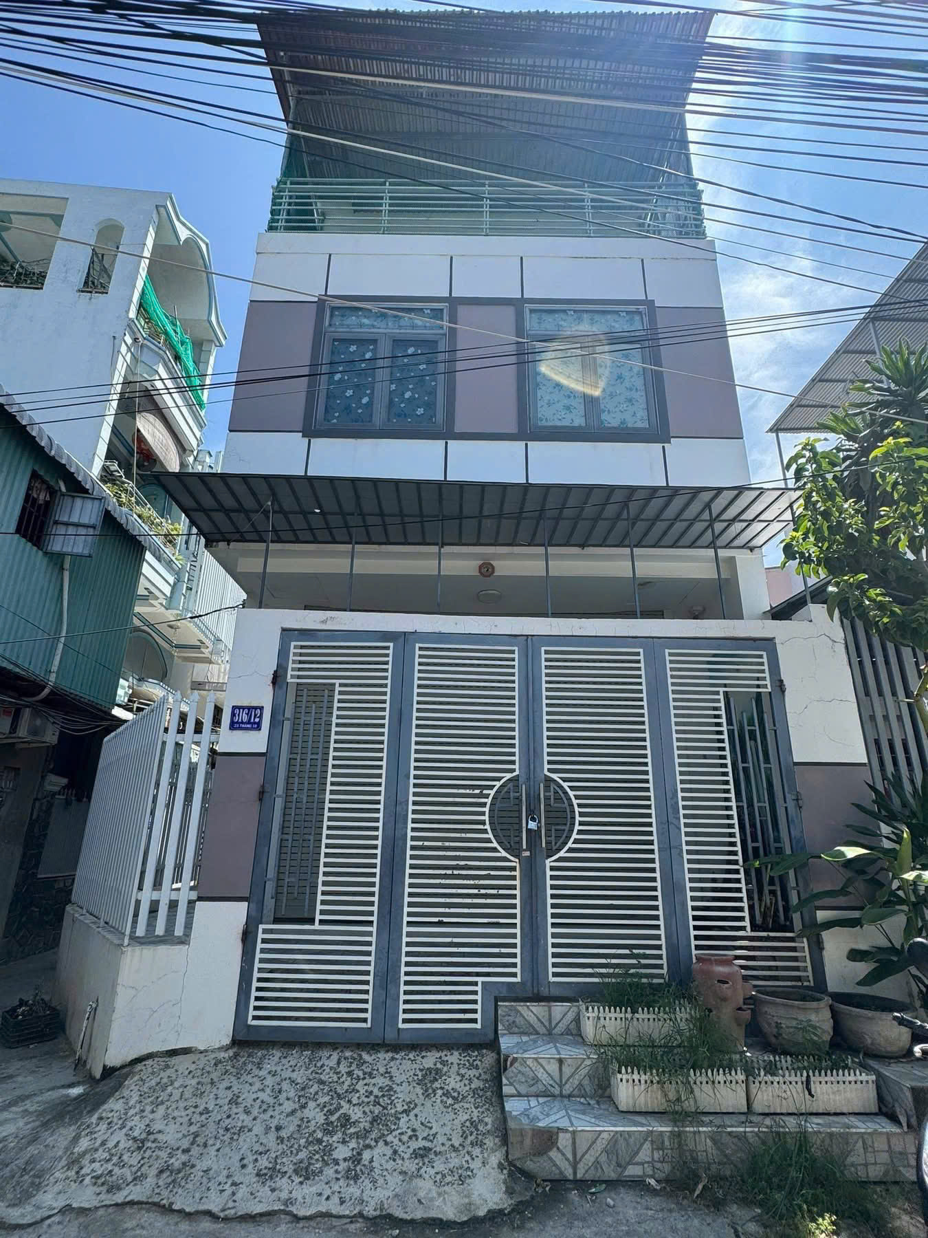 CHO THU&Ecirc; NH&Agrave; NGUY&Ecirc;N CĂN Ở NHA TRANG &ndash; NH&Agrave; 3 TẦNG G&Oacute;C 2 MẶT TIỀN, GẦN GO!, GI&Aacute; 8 TRIỆU/TH&Aacute;NG