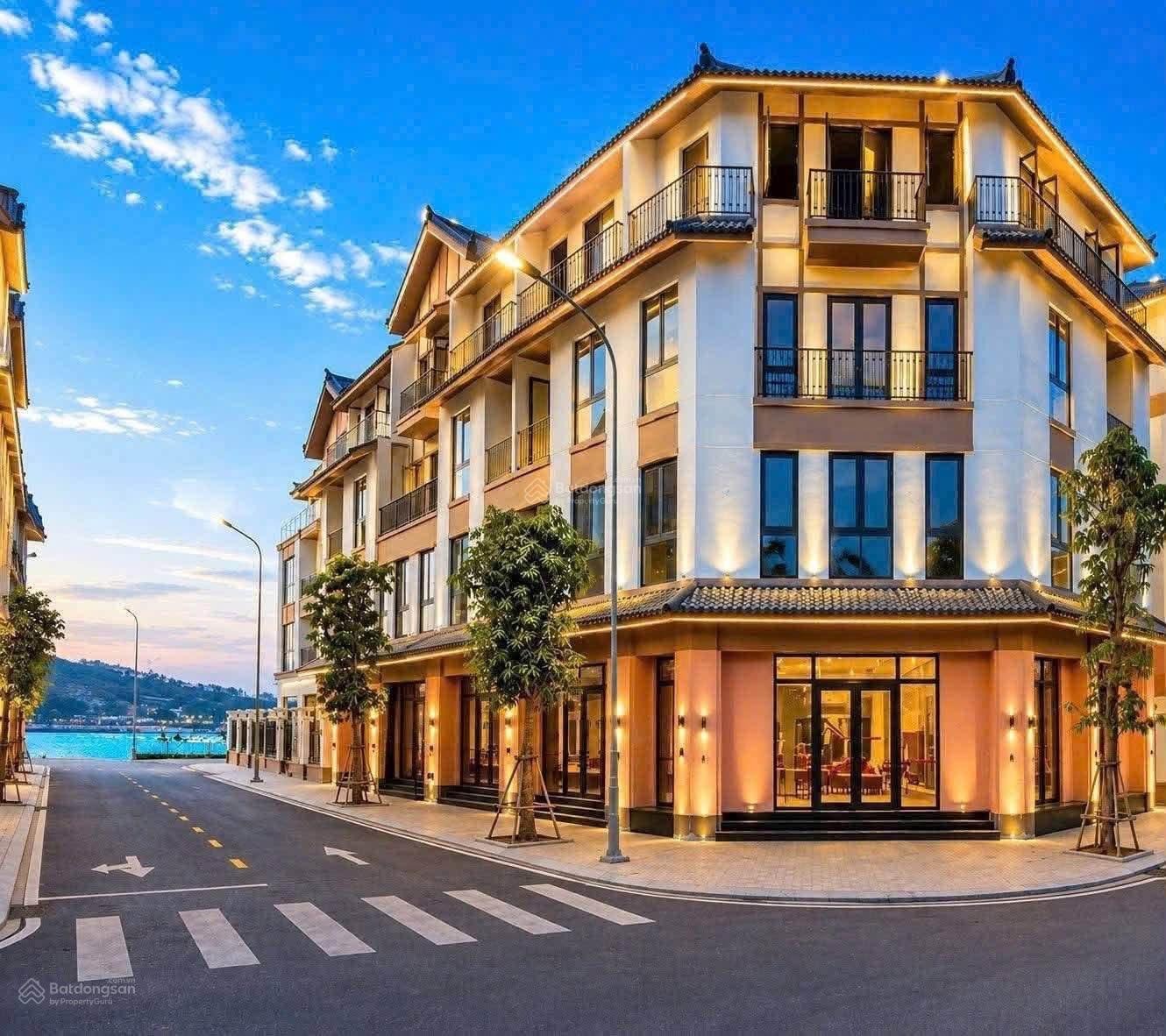 B&Aacute;N NH&Agrave; PHỐ VILLA B&Agrave;N GIAO TH&Ocirc; KHU Đ&Ocirc; THỊ VINHOMES PEARL BAY NHA TRANG &ndash; BẢNG H&Agrave;NG TRỰC TIẾP CHỦ ĐẦU TƯ VINHOMES SỞ HỮU L&Acirc;U D&Agrave;I & KINH DOANH D&Ograve;NG TIỀN GI&Aacute; CHỈ TỪ 11,8 TỶ
