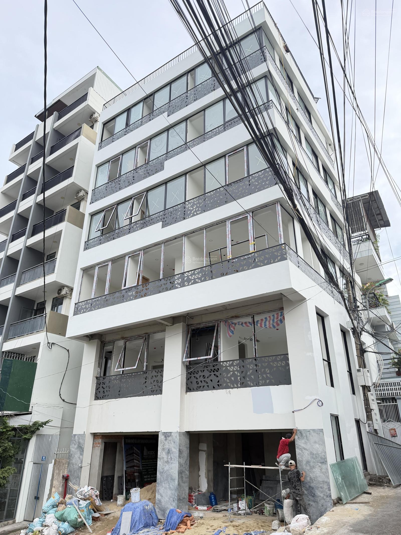 B&Aacute;N KH&Aacute;CH SẠN NHA TRANG &ndash; T&Ograve;A CĂN HỘ 7 TẦNG C&Aacute;CH BIỂN H&Ograve;N CHỒNG 300M