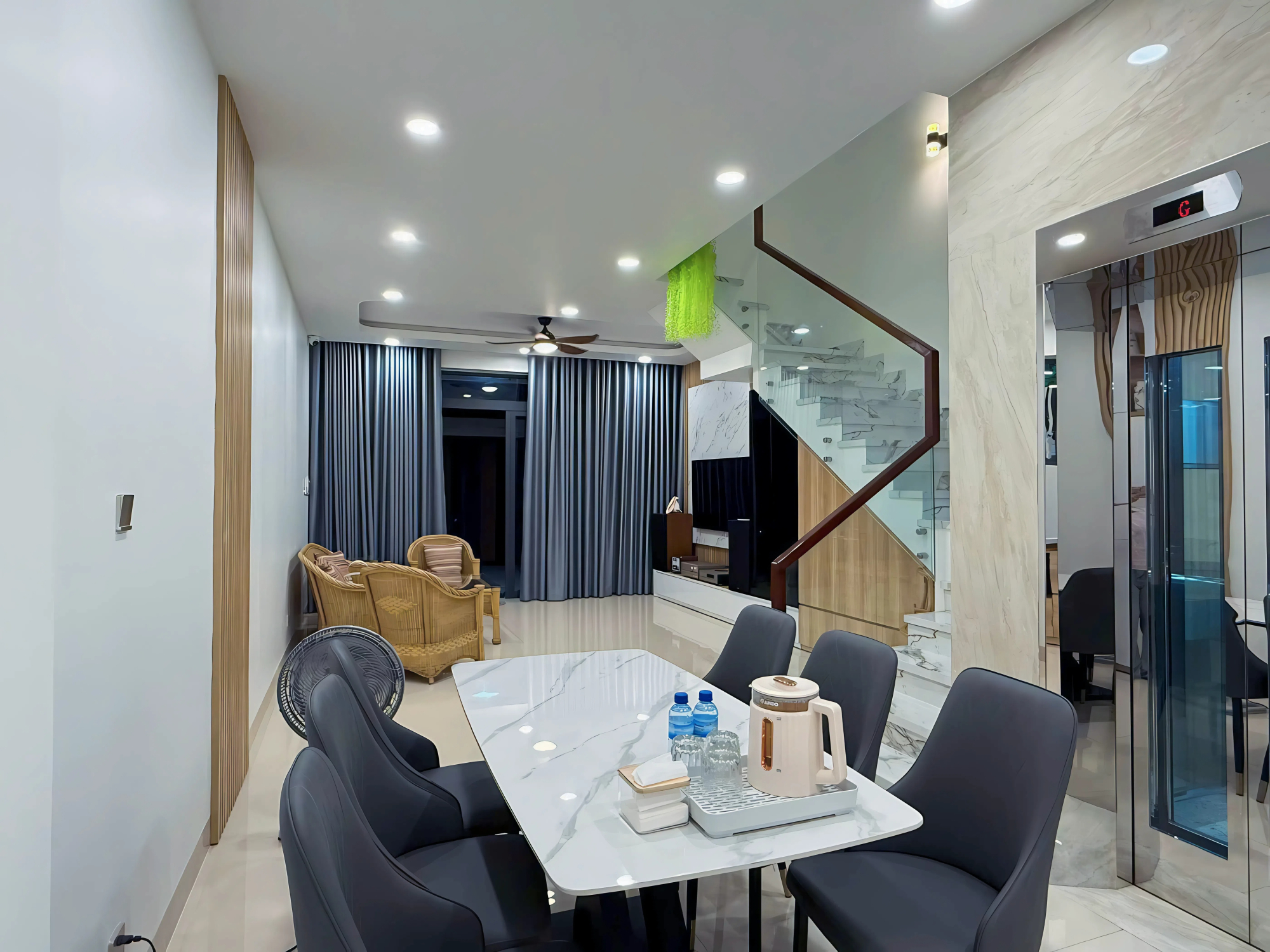 CHO THU&Ecirc; NH&Agrave; MỸ GIA NHA TRANG &ndash; MỸ GIA G&Oacute;I 5, ĐỐI DIỆN C&Ocirc;NG VI&Ecirc;N, C&Oacute; THANG M&Aacute;Y