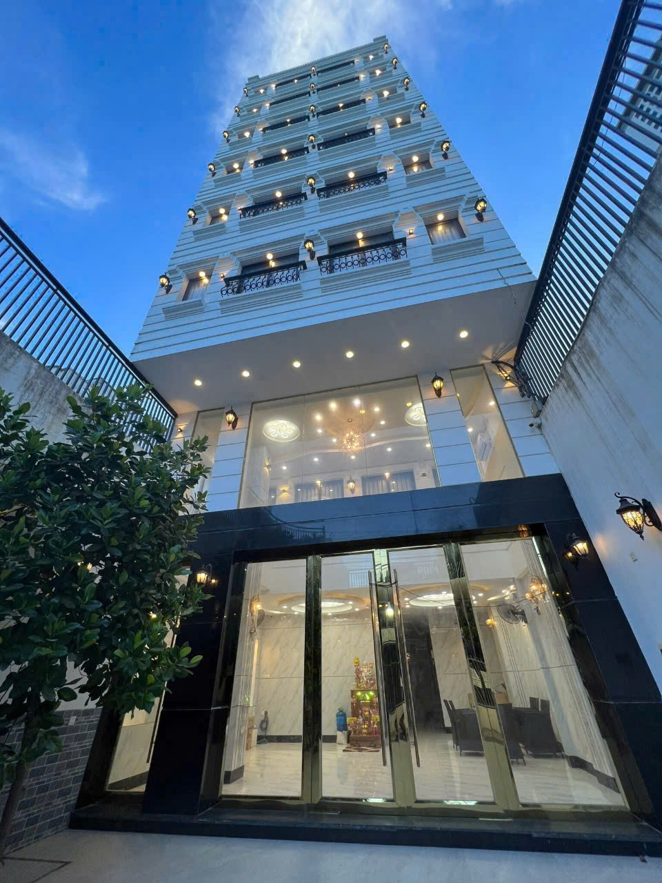 [SI&Ecirc;U PHẨM D&Ograve;NG TIỀN] T&Ograve;A NH&Agrave; 9 TẦNG X&Acirc;Y MỚI &ndash; CẠNH BIỂN H&Ograve;N CHỒNG &ndash; 22 CĂN HỘ CAO CẤP &ndash; CHỈ 29 TỶ