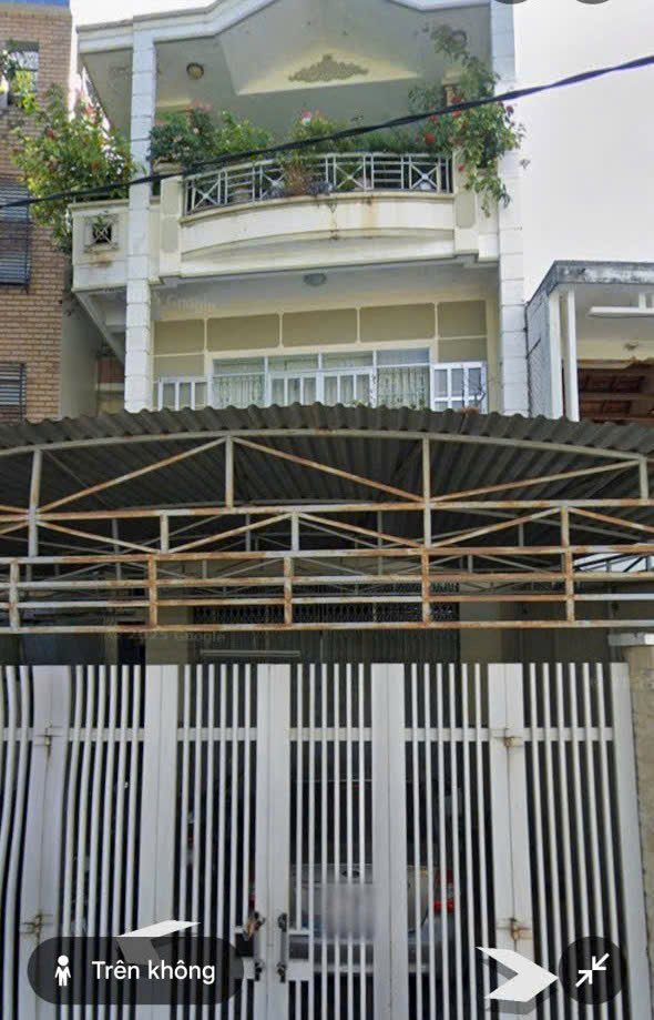 [GI&Aacute; SI&Ecirc;U TỐT] NH&Agrave; 3 TẦNG MẶT TIỀN H&Aacute;T GIANG &ndash; KHU B&Agrave;N CỜ &ndash; S&Acirc;N ĐẬU 2 &Ocirc; T&Ocirc; &ndash; CHỈ 16TRIỆU TH&Aacute;NG