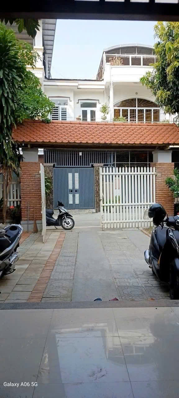 [S&Acirc;N VƯỜN RỘNG] NH&Agrave; NGUY&Ecirc;N CĂN GẦN CHỢ BA L&Agrave;NG &ndash; 250M&sup2; &ndash; THO&Aacute;NG M&Aacute;T &ndash; CHỈ 20TRIỆU TH&Aacute;NG