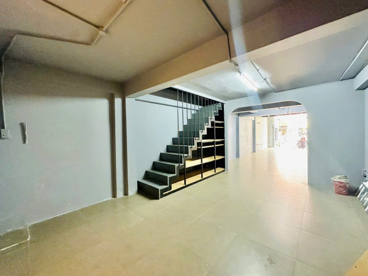 [PHONG THỦY NỞ HẬU] NH&Agrave; NGUY&Ecirc;N CĂN TRUNG T&Acirc;M NHA TRANG &ndash; 1 TRỆT 2 LẦU &ndash; L&Yacute; TƯỞNG L&Agrave;M SALON & SPA &ndash; 35TRIỆU TH&Aacute;NG